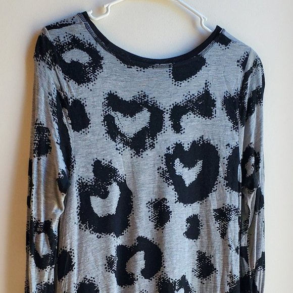 Kensie Gray/Black V-Neck Mini-Dress Size Medium - Picture 12 of 16